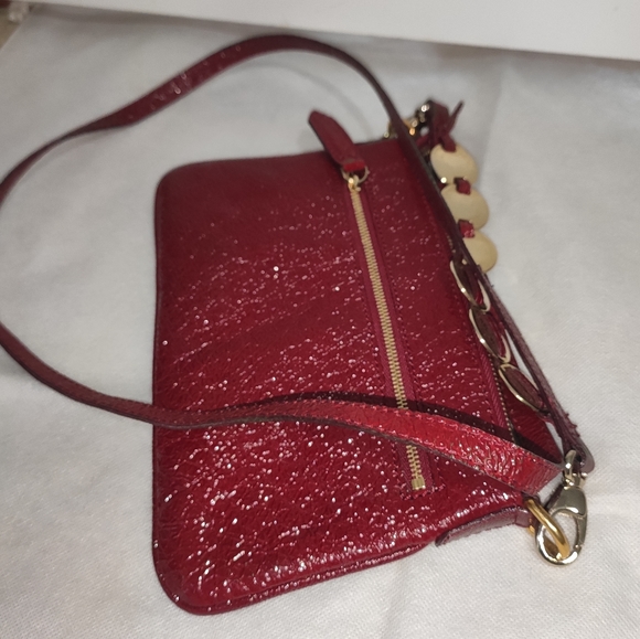 TOSCA BLU Italian Designer Cherry Leather Coffee Run Crossbody Bag - Picture 13 of 16